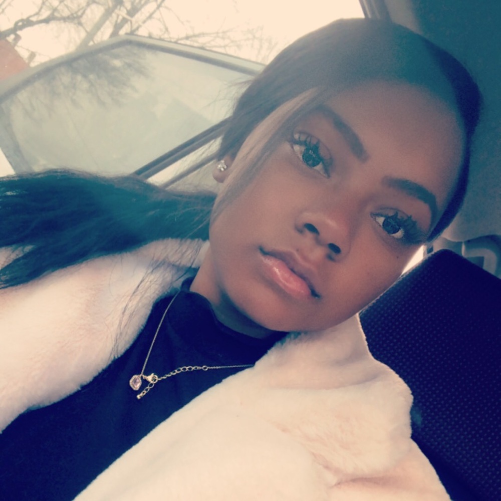 Meet your Posher, Shay